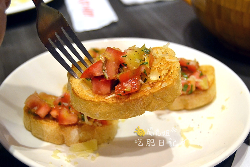 Alleycats11.JPG - Alleycat\\'s 手工窯烤披薩( 誠品新板店Eslite Banqiao)