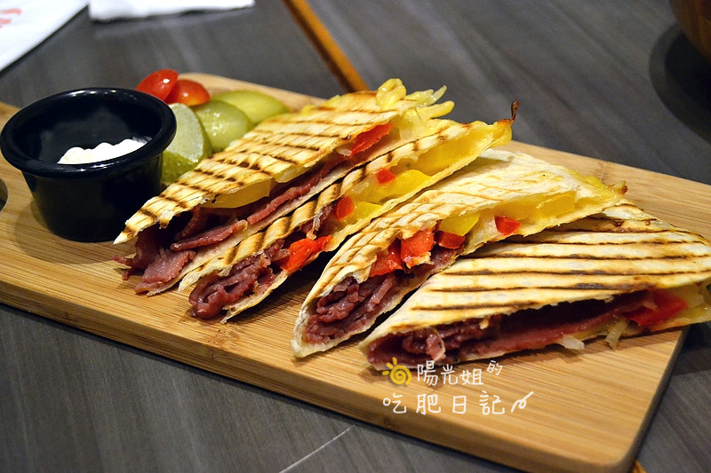 Alleycats15.JPG - Alleycat\\'s 手工窯烤披薩( 誠品新板店Eslite Banqiao)