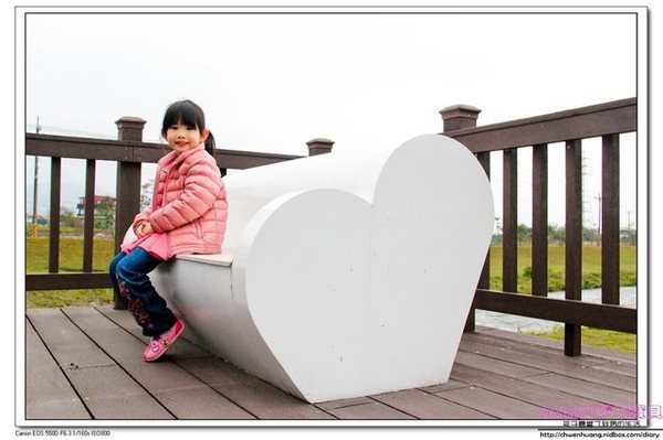 愛之橋(柑仔坑橋)：2016宜蘭景點-三星鄉柑仔坑橋/七彩炫光/拍婚紗的好景點♥♥