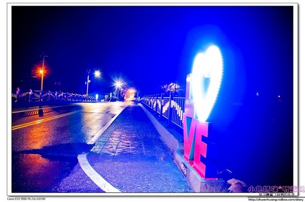 愛之橋(柑仔坑橋)：2016宜蘭景點-三星鄉柑仔坑橋/七彩炫光/拍婚紗的好景點♥♥