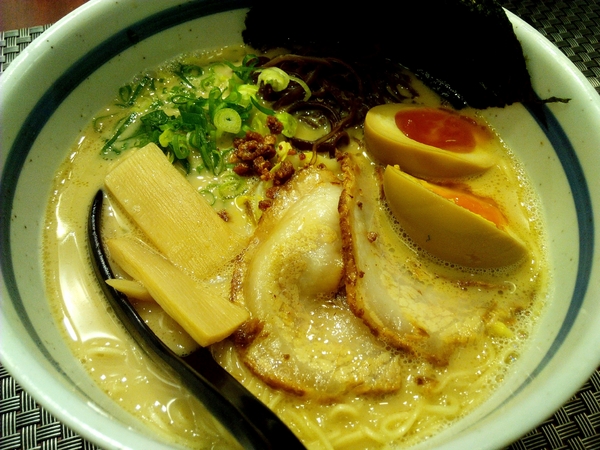 山小屋 Yamagoya Taiwan(台南店)：☆口碑券No.4☆【東區】山小屋 Yamagoya Taiwan/台南。品嘗來自九州的濃郁湯頭