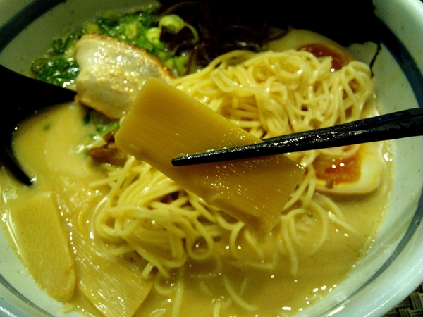 山小屋 Yamagoya Taiwan(台南店)：☆口碑券No.4☆【東區】山小屋 Yamagoya Taiwan/台南。品嘗來自九州的濃郁湯頭