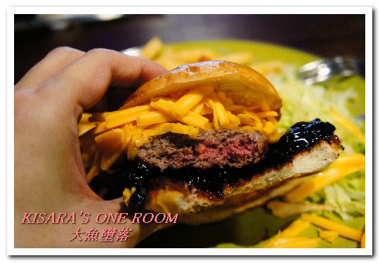 大魚墮落 Big Fish Burger：木柵美式餐廳．貓大近鄰小快樂墮落好去處──大魚墮落