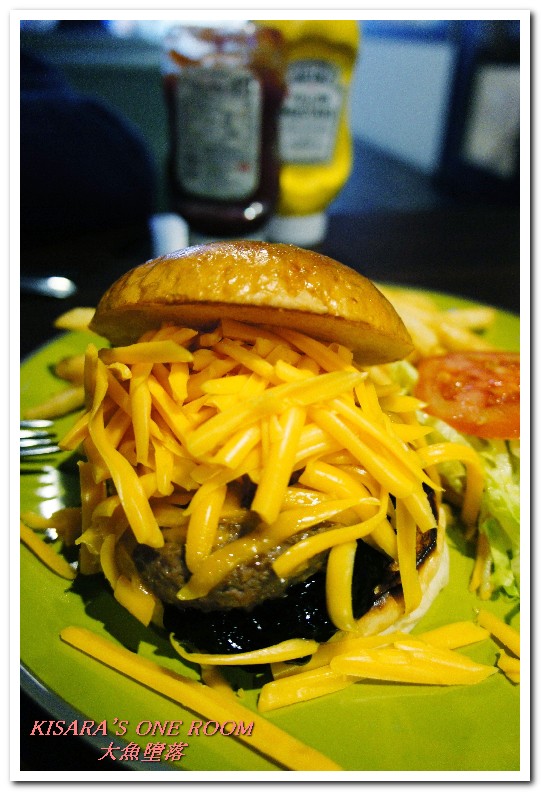 大魚墮落 Big Fish Burger：木柵美式餐廳．貓大近鄰小快樂墮落好去處──大魚墮落