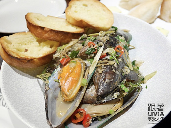 0910-Closet Restaurant & Bar (22)