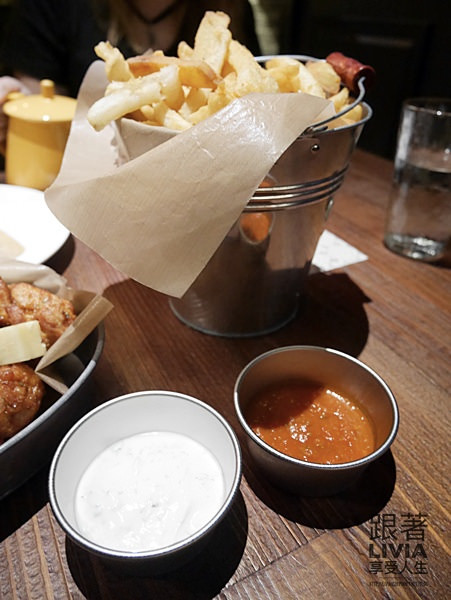 0910-Closet Restaurant & Bar (19)