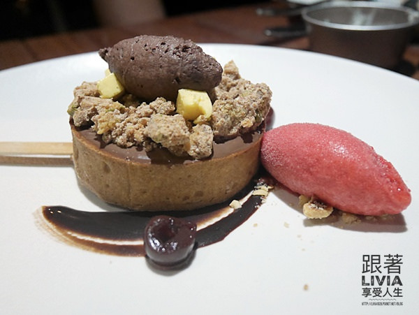 0910-Closet Restaurant & Bar (34)