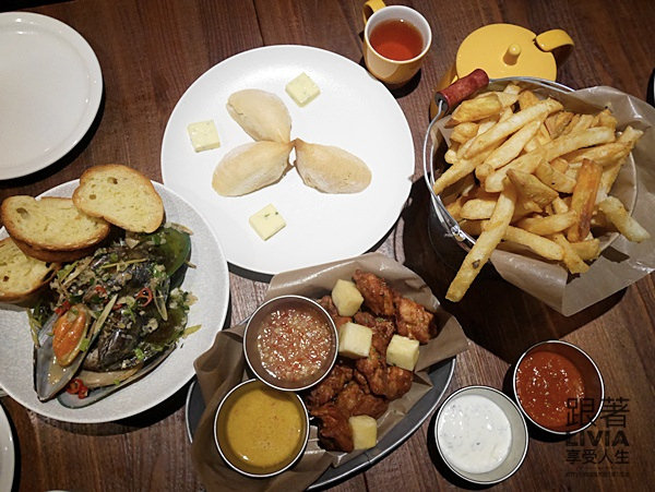 0910-Closet Restaurant & Bar (23)