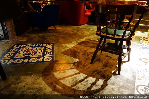 【東區餐酒館推薦】Closet Restaurant & Bar 忠孝敦化站質感酒吧餐館