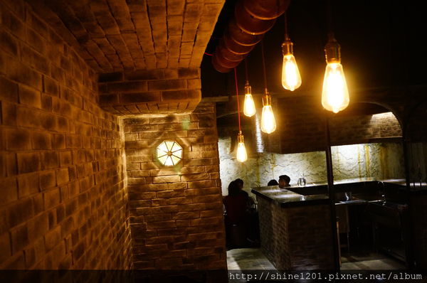 【東區餐酒館推薦】Closet Restaurant & Bar 忠孝敦化站質感酒吧餐館