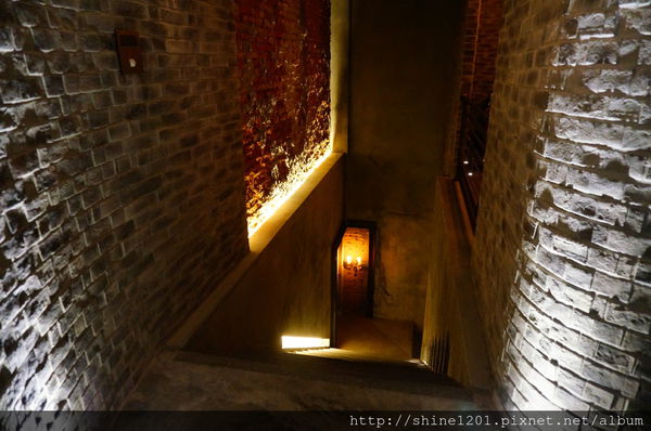 【東區餐酒館推薦】Closet Restaurant & Bar 忠孝敦化站質感酒吧餐館【東區餐酒館推薦】Closet Restaurant & Bar 忠孝敦化站質感酒吧餐館