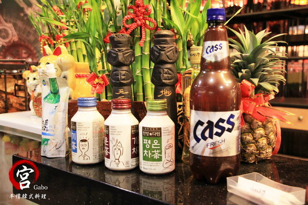 宮 韓式料理 台南店:【台南||東區】宮 韓式料理(台南店)─東區平價新韓味兒!華麗風裝潢+附免費小菜吃到飽!