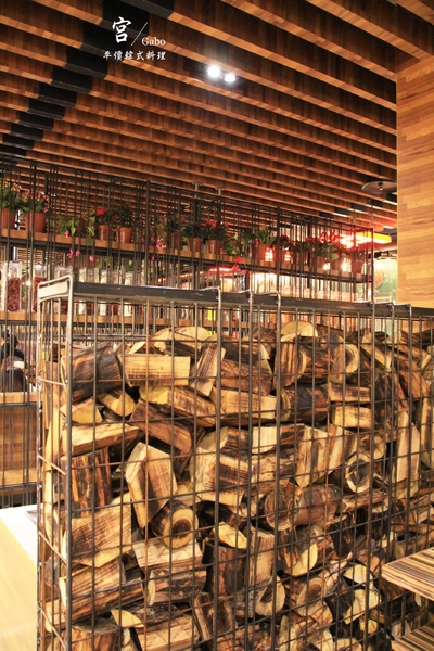 宮 韓式料理 台南店:【台南||東區】宮 韓式料理(台南店)─東區平價新韓味兒!華麗風裝潢+附免費小菜吃到飽!