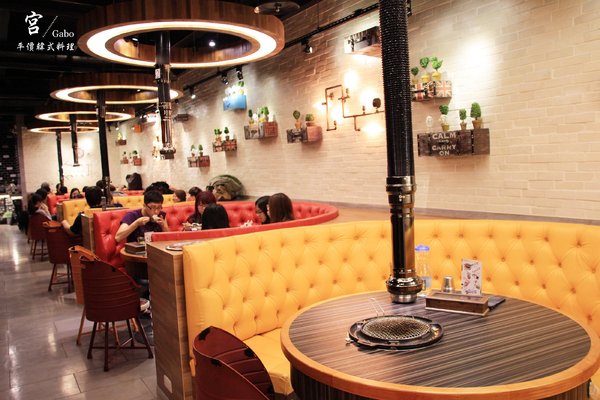 宮 韓式料理 台南店:【台南||東區】宮 韓式料理(台南店)─東區平價新韓味兒!華麗風裝潢+附免費小菜吃到飽!