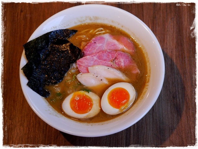 日本東京前三名排隊名店麵屋一燈ITTO台灣店