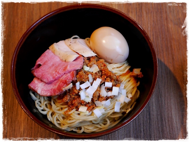 日本東京前三名排隊名店麵屋一燈ITTO台灣店