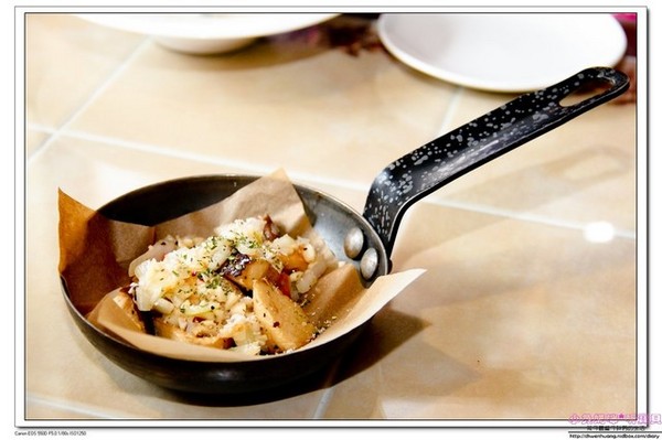 Grasso胖肚子.小餐館:【美食♥蘆洲】☼Grasso胖肚子小餐館☼精緻義式料理/中價位/脫褲雞好美味♥♥