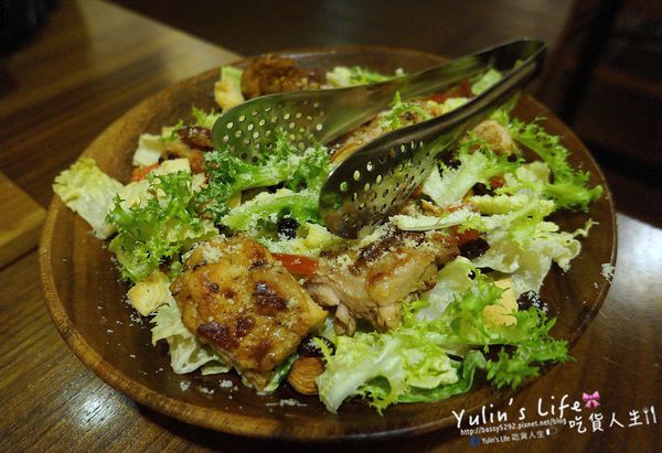 Grasso胖肚子．小餐館：Grasso胖肚子•小餐館 ♥ 比手指還粗的天使紅蝦 ♥ 高CP值蘆洲義式餐廳 ♥ 充滿童趣又溫馨鄉村風格