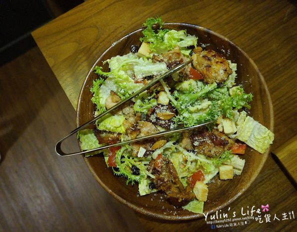 Grasso胖肚子．小餐館：Grasso胖肚子•小餐館 ♥ 比手指還粗的天使紅蝦 ♥ 高CP值蘆洲義式餐廳 ♥ 充滿童趣又溫馨鄉村風格