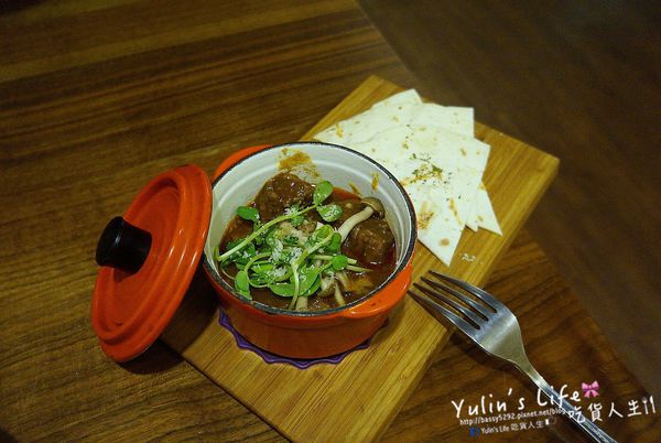 Grasso胖肚子．小餐館：Grasso胖肚子•小餐館 ♥ 比手指還粗的天使紅蝦 ♥ 高CP值蘆洲義式餐廳 ♥ 充滿童趣又溫馨鄉村風格