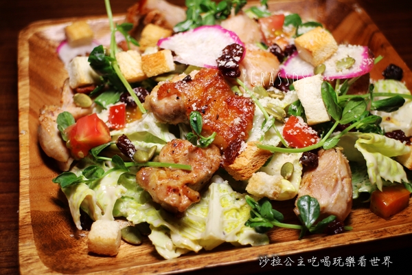 Grasso 胖肚子小餐館：蘆洲義式餐廳『Grasso 胖肚子小餐館』親子/餐酒/排餐