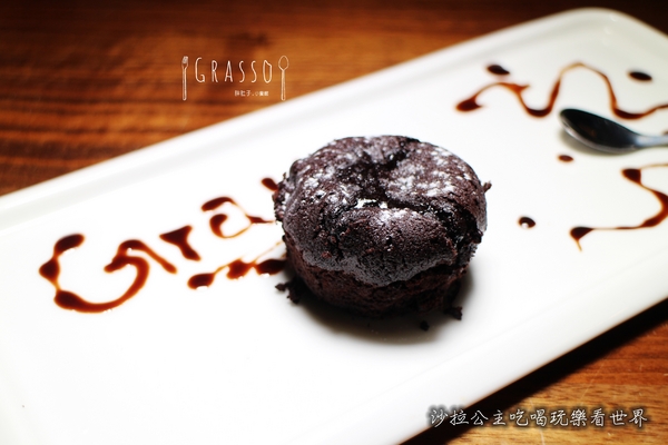 Grasso 胖肚子小餐館：蘆洲義式餐廳『Grasso 胖肚子小餐館』親子/餐酒/排餐