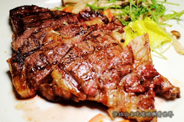 Grasso 胖肚子小餐館：蘆洲義式餐廳『Grasso 胖肚子小餐館』親子/餐酒/排餐