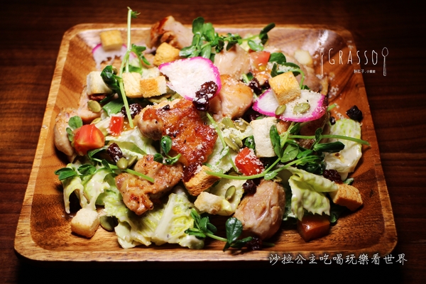 Grasso 胖肚子小餐館：蘆洲義式餐廳『Grasso 胖肚子小餐館』親子/餐酒/排餐