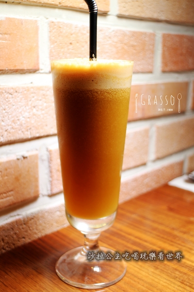 Grasso 胖肚子小餐館：蘆洲義式餐廳『Grasso 胖肚子小餐館』親子/餐酒/排餐