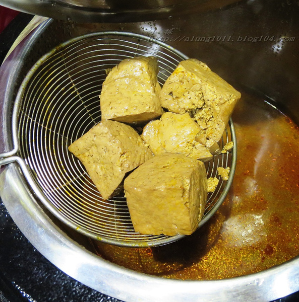 海東洋麻辣火鍋：麻辣回甘       ..海東洋麻辣火鍋【文末有好康唷】