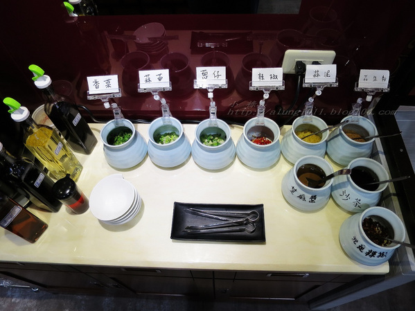 海東洋麻辣火鍋：麻辣回甘       ..海東洋麻辣火鍋【文末有好康唷】