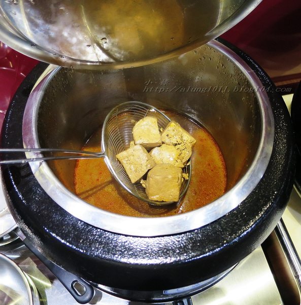 海東洋麻辣火鍋：麻辣回甘       ..海東洋麻辣火鍋【文末有好康唷】