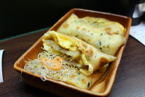 晨午時光：[台南]五妃街人氣早餐店 晨午時光