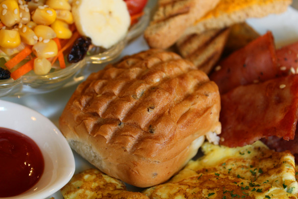 晨午時光：[台南]五妃街人氣早餐店 晨午時光