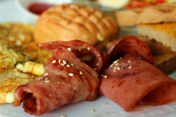 晨午時光：[台南]五妃街人氣早餐店 晨午時光