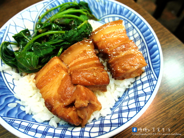 姥姥跳牆:〖台中│美食〗姥姥跳牆 ❤ 令人懷念的特色眷村美食,上海菜飯,特色麵食,眷村滷味,菜尾魚頭~~