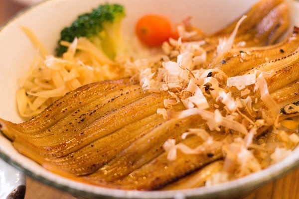 四筒食藝：[高雄]平價日式料理 四筒食藝