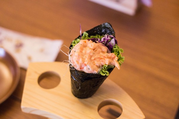 四筒食藝：[高雄]平價日式料理 四筒食藝