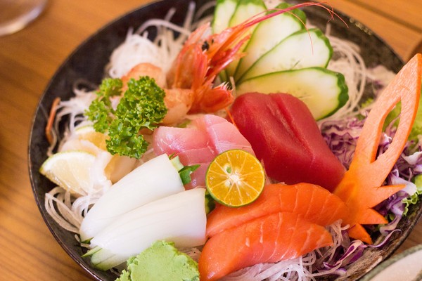 四筒食藝：[高雄]平價日式料理 四筒食藝