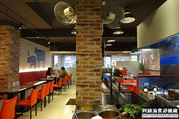 【台北牛排】【北捷中山國中站】將軍碳烤牛排館-牛排吃原肉最好，招牌滷牛筋又濃又香．牛排/甜點/寵物友善/沙拉吧/呂依蓉/捷運中山國中站