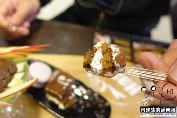 【台北牛排】【北捷中山國中站】將軍碳烤牛排館-牛排吃原肉最好，招牌滷牛筋又濃又香．牛排/甜點/寵物友善/沙拉吧/呂依蓉/捷運中山國中站