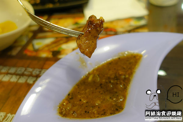 【台北牛排】【北捷中山國中站】將軍碳烤牛排館-牛排吃原肉最好,招牌滷牛筋又濃又香.牛排/甜點/寵物友善/沙拉吧/呂依蓉/捷運中山國中站