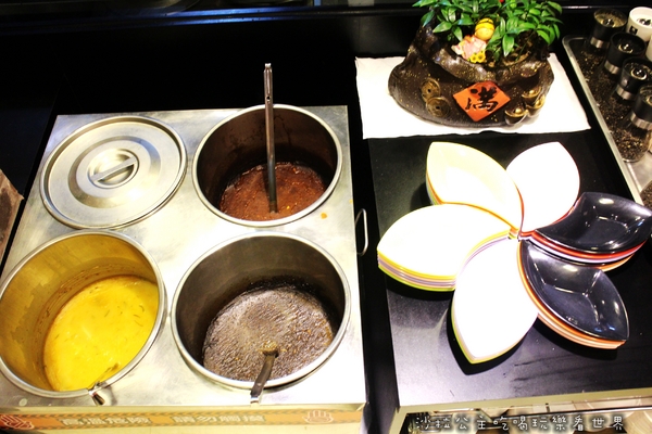 將軍碳烤牛排館：毛小孩也能免費吃『將軍碳烤牛排館』20oz比臉大牛排/沙拉吧吃到飽