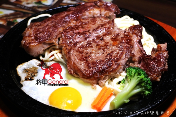將軍碳烤牛排館：毛小孩也能免費吃『將軍碳烤牛排館』20oz比臉大牛排/沙拉吧吃到飽