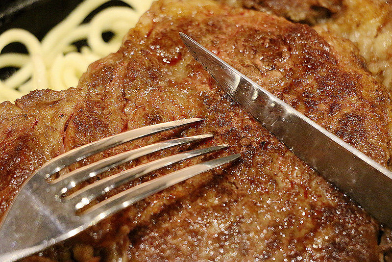 將軍碳烤牛排館102