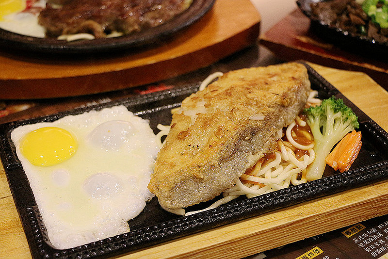 將軍碳烤牛排館050