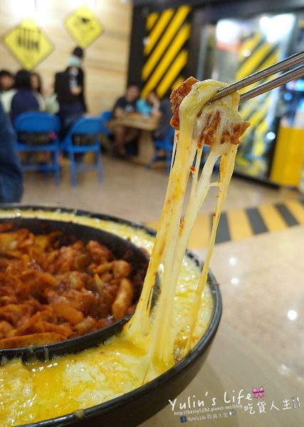 OMAYA春川炒雞(板橋店):OMAYA春川炒雞-板橋店 ♥ 起司控的最愛 ♥ 銷魂起司多到爆炸 ♥ 人氣韓國料理夯店