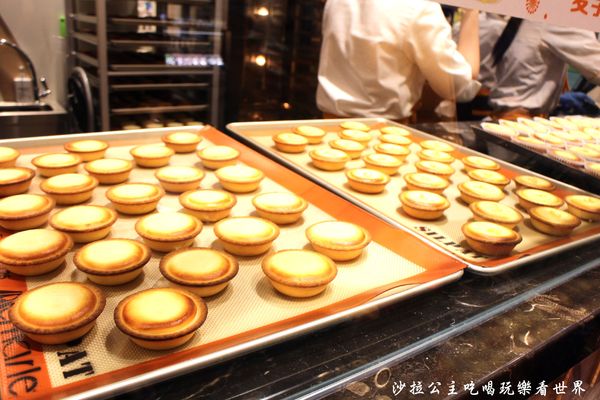 安普蕾修sweets：夏季限定愛文芒果起士塔『安普蕾修(台北統一時代店)』捷運市府站