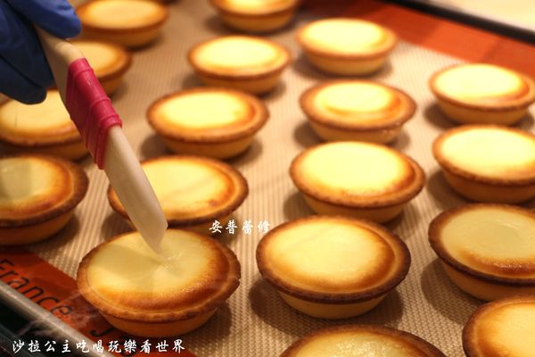 安普蕾修sweets：夏季限定愛文芒果起士塔『安普蕾修(台北統一時代店)』捷運市府站