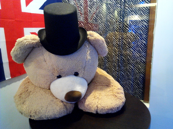 Angry Burger 美式餐廳:【臺南Ω東區】Angry Burger美式餐廳。吃了會開心,「堡」你不會「憤怒」的大分量美式漢堡